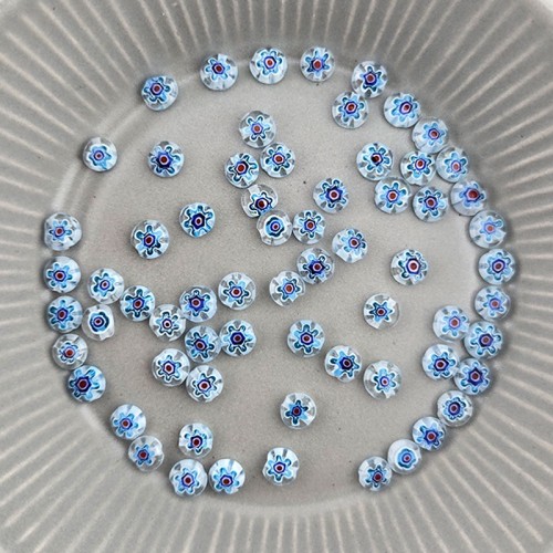 비즈팡 [J6-101-09]베네치아비즈 데이지꽃원 6mm 아쿠아블루 ,1줄(38cm)