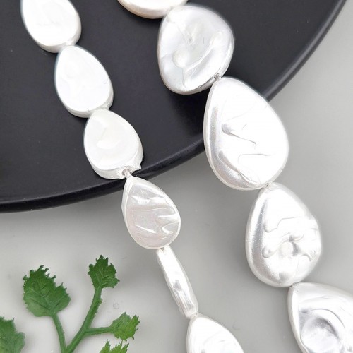 비즈팡 [HP-41-00]핵진주납작물방울 9x13/13x18mm 화이트 ,반줄