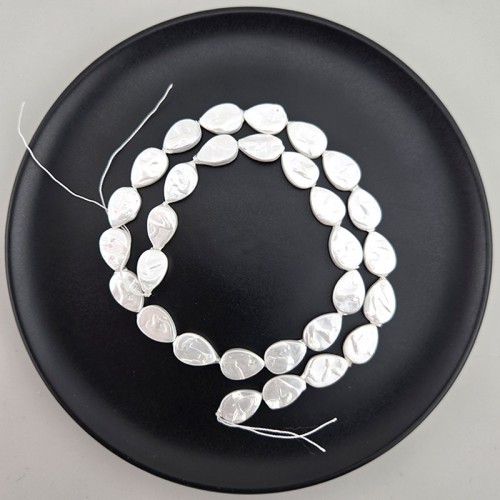 비즈팡 [HP-41-01]핵진주납작물방울 9X13mm 화이트 ,반줄