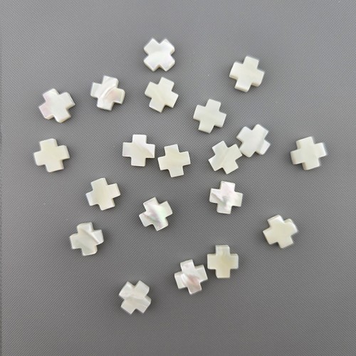 비즈톡 [JG-04-01]자개십자가 정십자가 8mm 화이트 바다패 ,1개