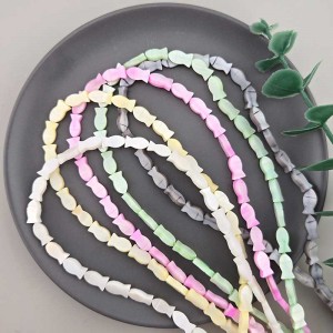 비즈팡 [JG-02-20]자개펜던트 자개물고기 10x5mm 가로홀 민물패 5color 모음 ,1개