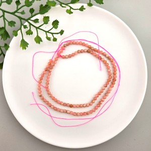 비즈팡 [J1-803-02]원석축구볼컷 3mm 천연석 로도크로사이트컷 ,반줄