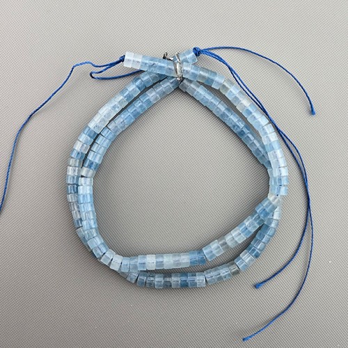 비즈팡 [J1-305-06]원석 원통 막대 4x2.5mm 아쿠아마린 ,반줄(약18cm)