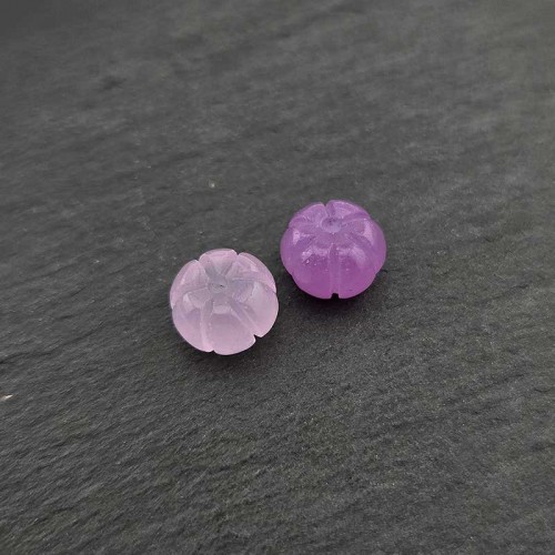 비즈팡 [J2-601-25]천연옥펜던트 백옥호박 10x6.5mm(내경1.2mm) 라벤더착색 ,1개