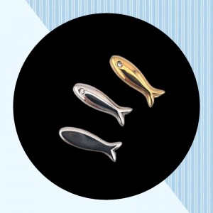비즈팡 [S1-06-04]써지컬스틸 펜던트 반쪽큐빅물고기 16x5mm ,1개