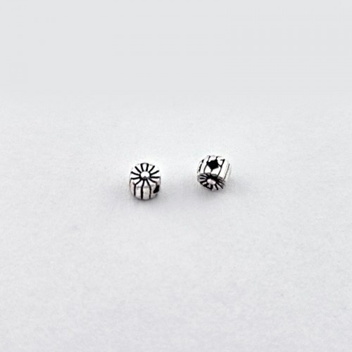 비즈팡 [SVP-02-01]순은펜던트 실버925 행운 데이지꽃 통과형 3.5mm ,1개