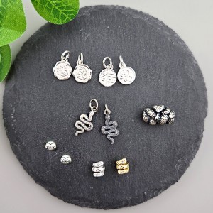비즈팡 [SVP-09-00]순은펜던트 실버925 행운의 푸른뱀펜던트 6종 모음 ,1개