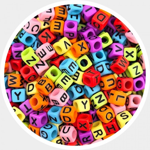 비즈팡 [PN-1-03]아크릴펜던트 사각이니셜 6mm 멀티OP(블랙알파벳) ,10g(60개)