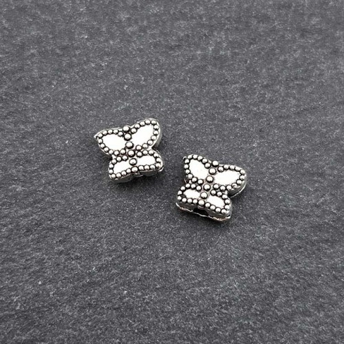 비즈팡 [PM-1-07]메탈펜던트 엔틱미니나비통과형 6x5mm (내경1mm)  ,1개