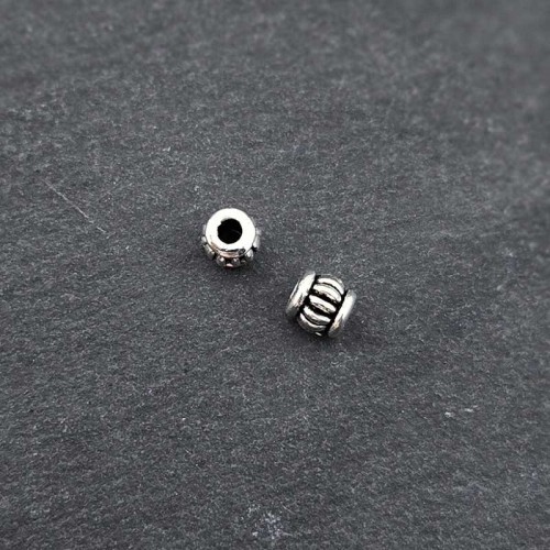 비즈팡 [PM-1-15]메탈펜던트 엔틱주름볼론델 5mm (내경2mm) ,1개