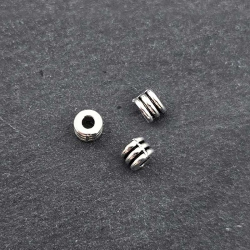 비즈팡 [PM-1-24]메탈펜던트 엔틱삼선원통 4x3mm (내경2mm) ,1개
