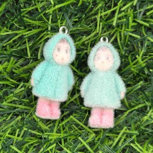 비즈팡 [PF-1-29]후로킹펜던트 초록우비소녀 16x34mm ,1개