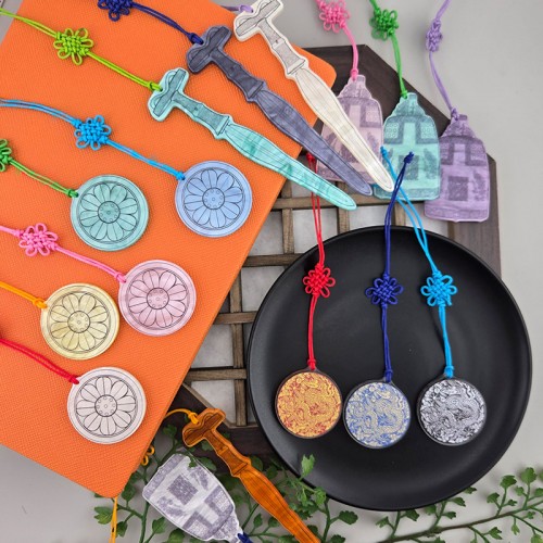 비즈팡 [DIY책갈피] 전통긋즈 국화매듭책갈피 #비파형동검 #곤룡포용문양 #붉은말적토마 #에밀레종 #연화문수박새 #책갈피만들기